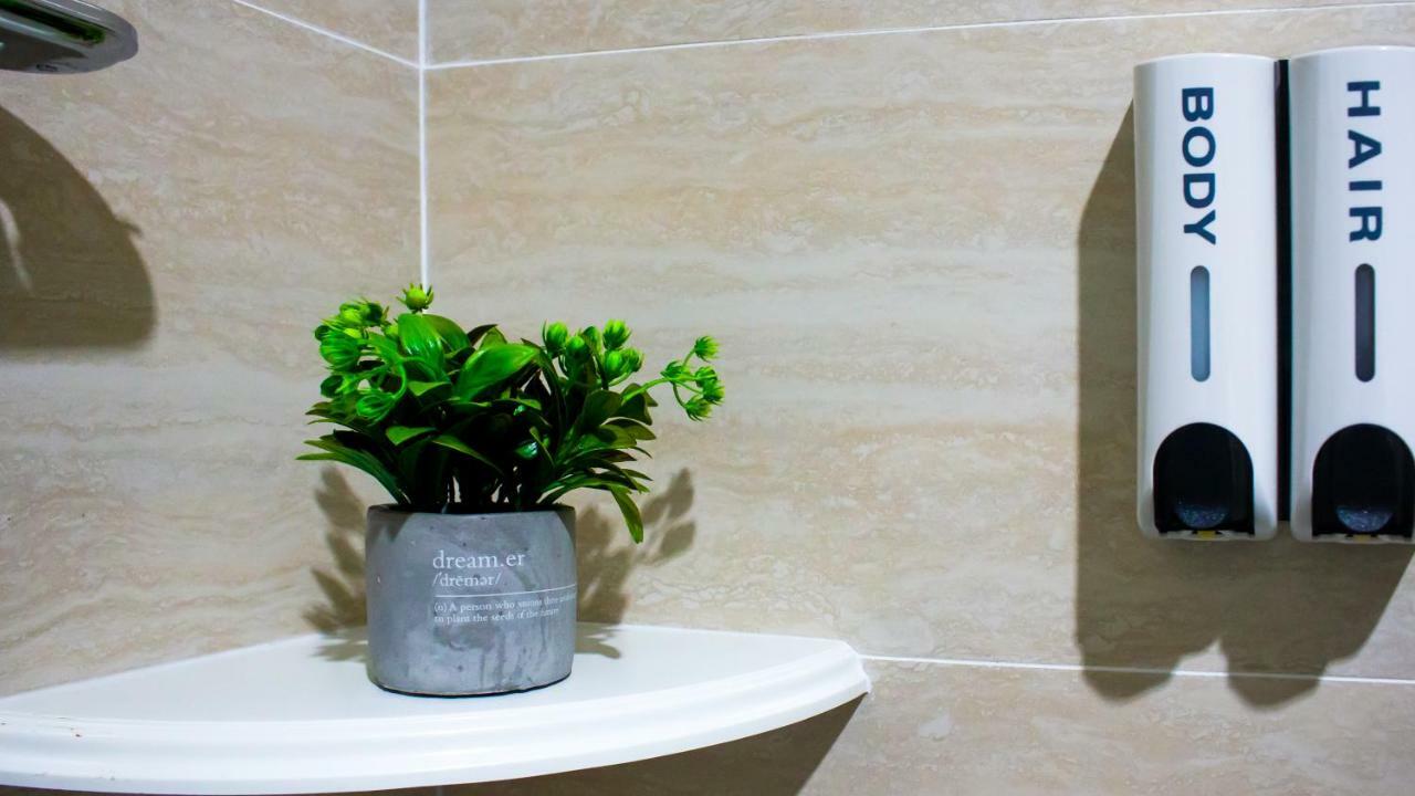 Tropical Livings Meru Ipoh Homestay By Grab A Stay エクステリア 写真