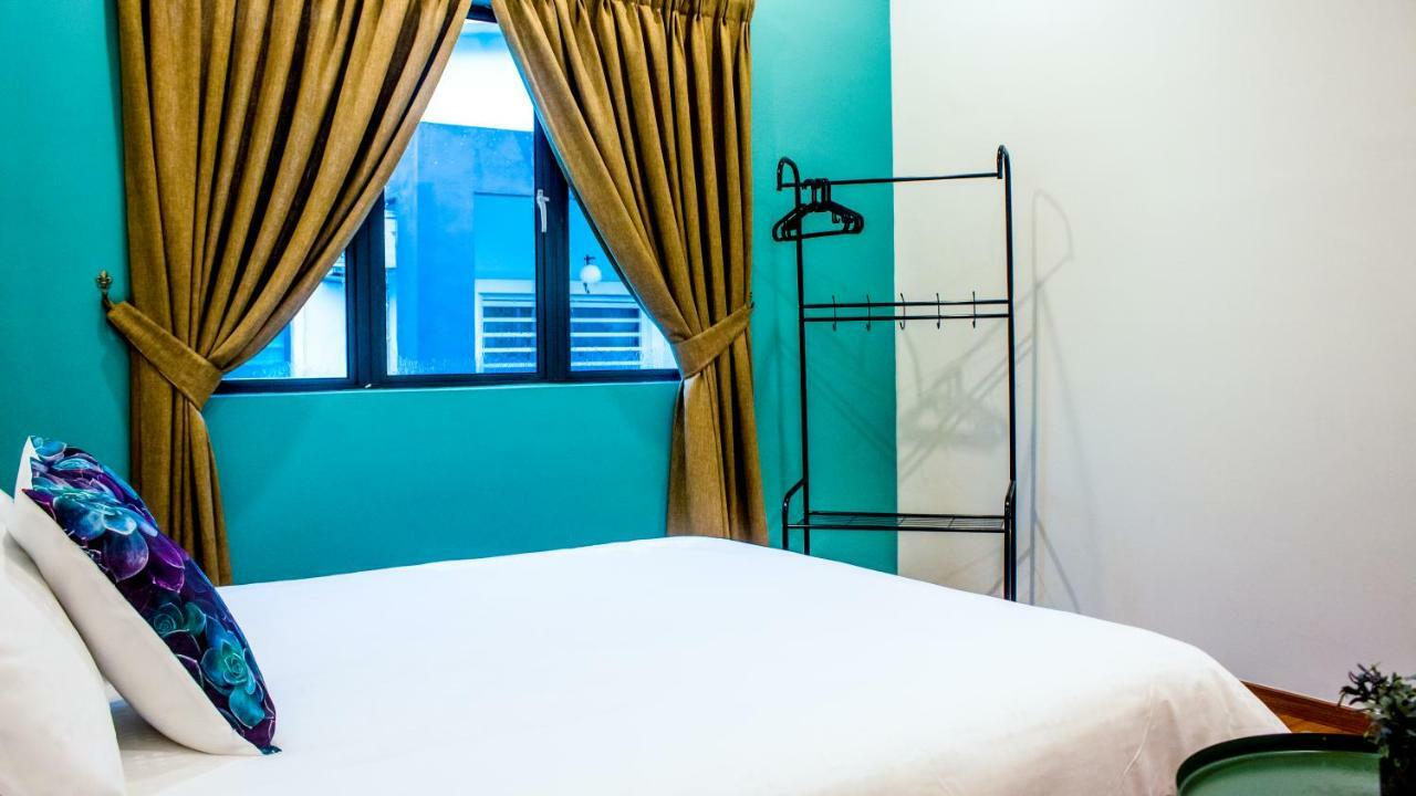 Tropical Livings Meru Ipoh Homestay By Grab A Stay エクステリア 写真