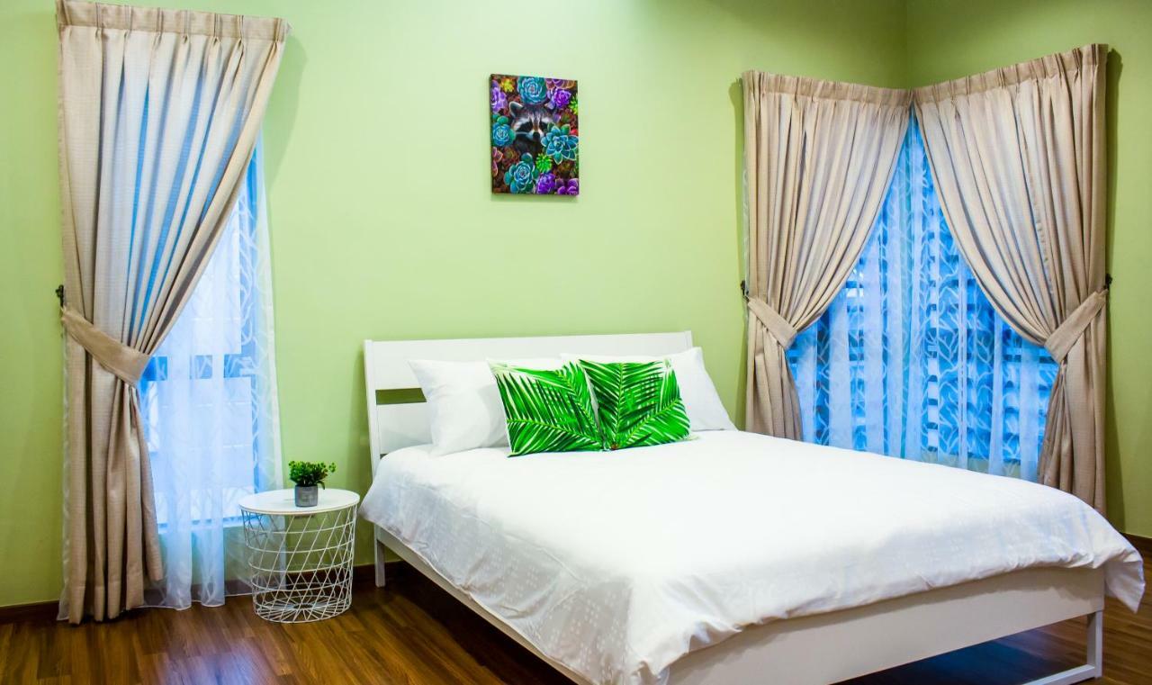 Tropical Livings Meru Ipoh Homestay By Grab A Stay エクステリア 写真