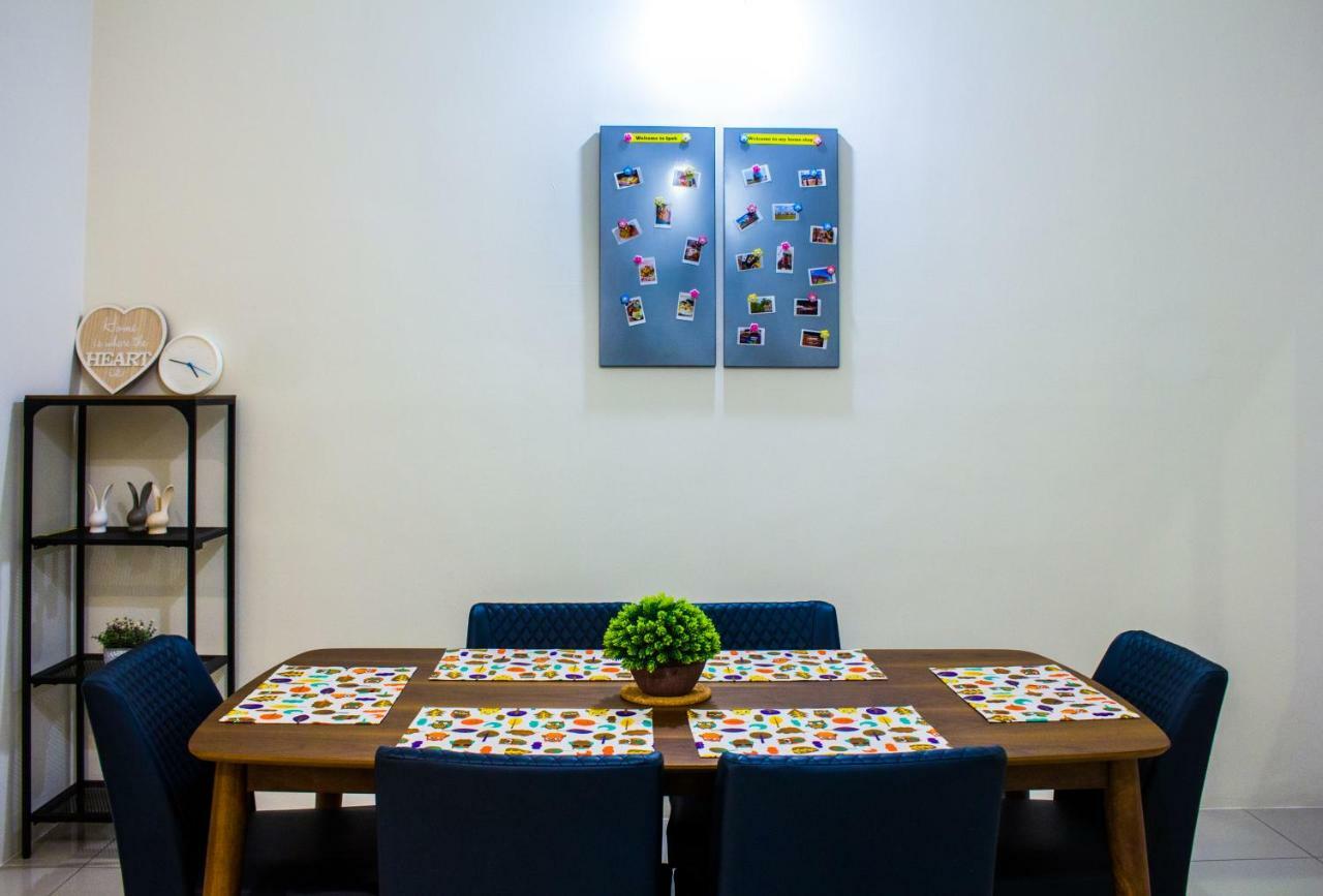 Tropical Livings Meru Ipoh Homestay By Grab A Stay エクステリア 写真