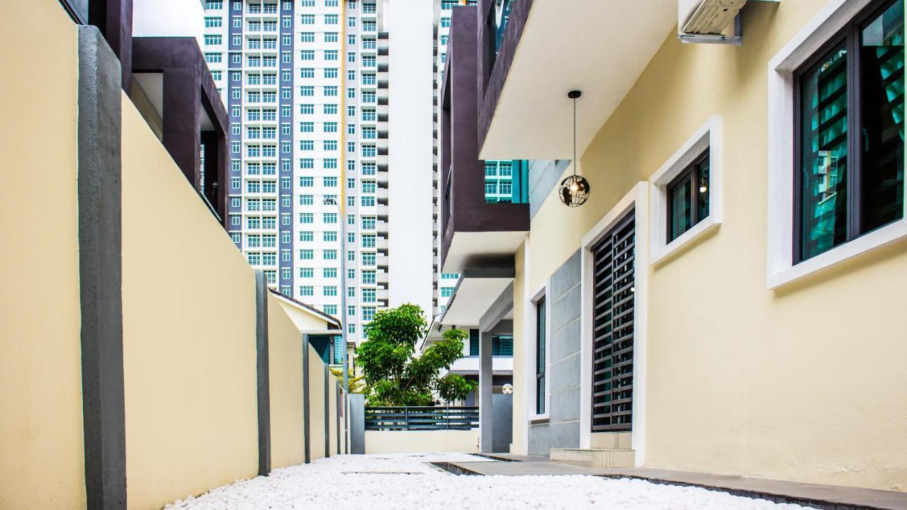 Tropical Livings Meru Ipoh Homestay By Grab A Stay エクステリア 写真